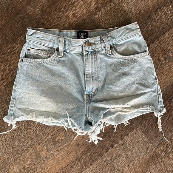 BDG -Urban Outfitters Cut off shorts - Picture 10 of 10